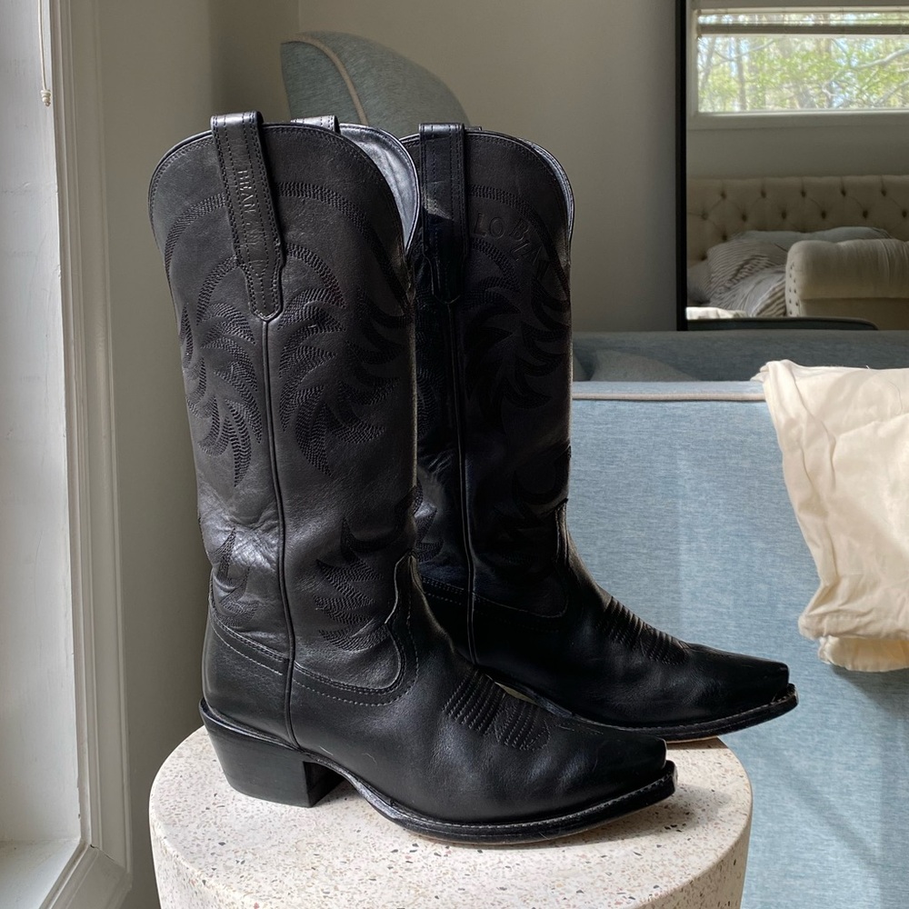 Tecovas Annie in Midnight Cowhide